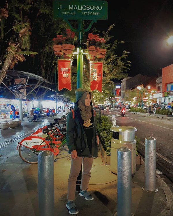 Foto Jalan Malioboro | YogJo - Info Tempat Wisata, Hotel, Kuliner di Jogja 2021 Foto Jalan Malioboro