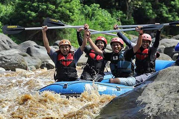 Tiket Masuk Arung Jeram Sungai Progo Atas | KrisBus : Sewa Bus Jogja Tiket Masuk Arung Jeram Sungai Progo Atas